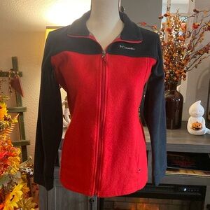 Women’s red and black Columbia jacket size: L